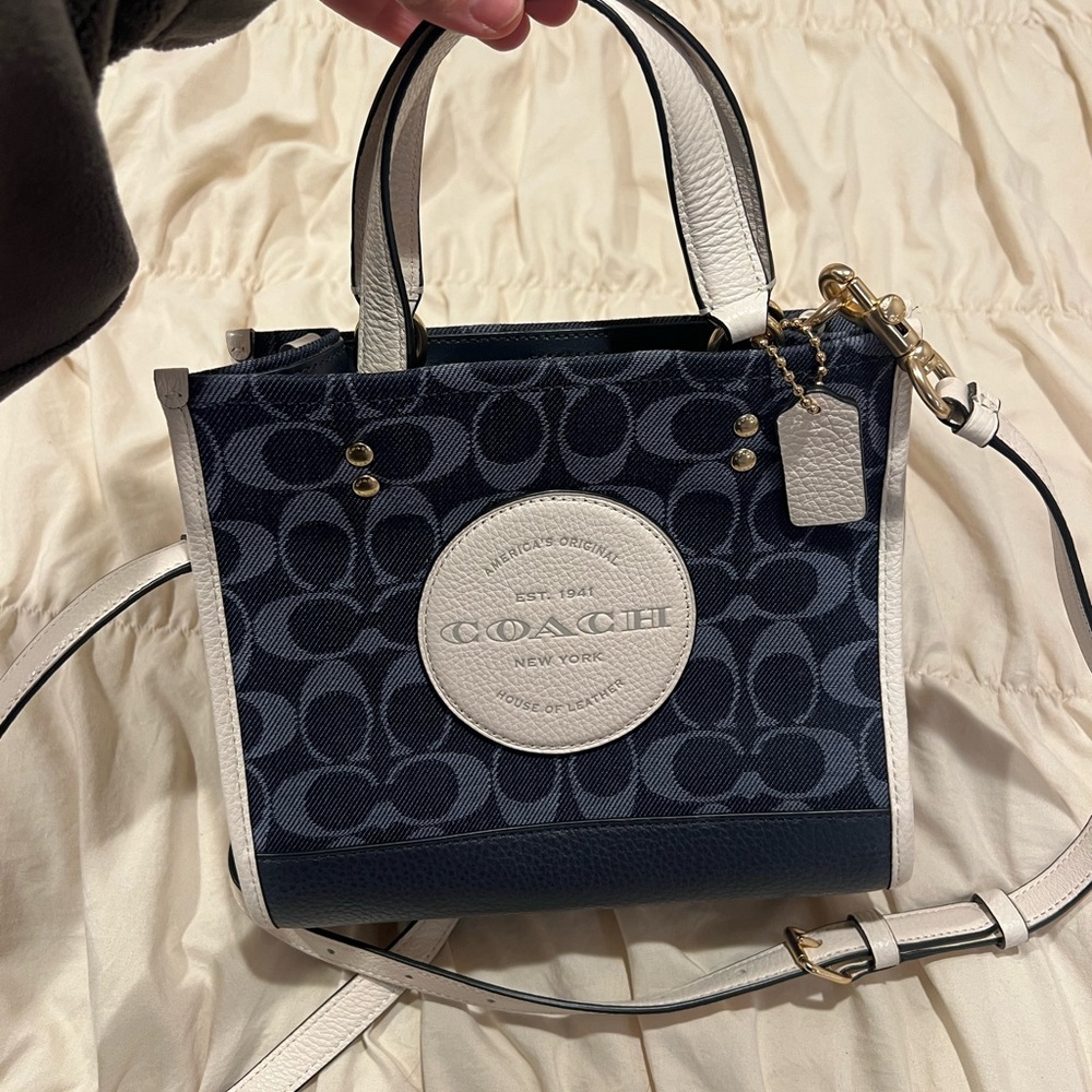 Coach Dempsey tote 22 Blue and white Tote Bag